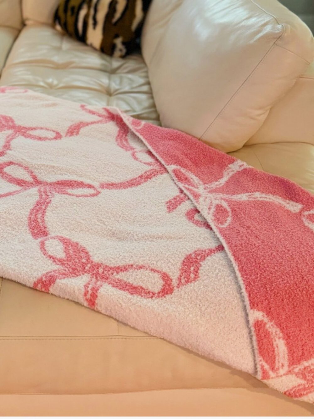 Pink Plush Bow Blanket